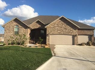856 E Apollo Ct, Nixa, MO 65714