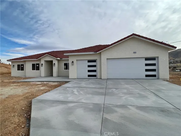 9425 Allegra Vista St, Apple Valley, CA 92308