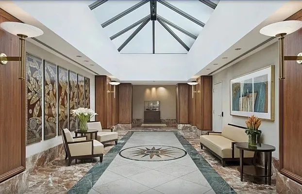 Sold by E Realty International Corp | media 2