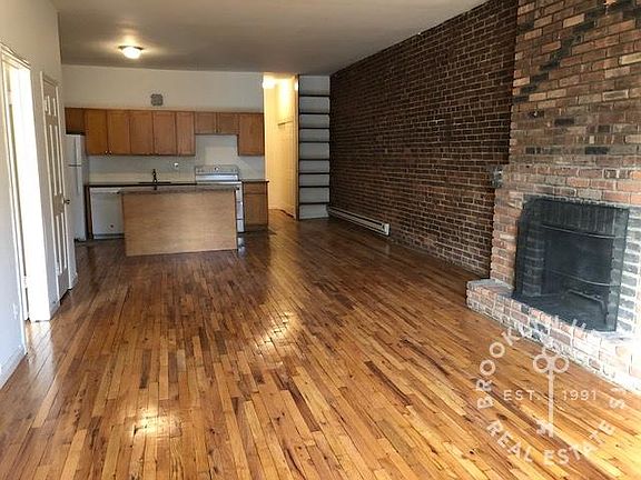 2nd image of 141 Amity St APT 5