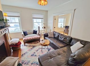 14 Colbourne Cres #1, Brookline, MA 02445