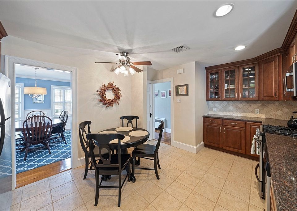 142 Hawthorn Rd, Braintree, MA 02184 Zillow