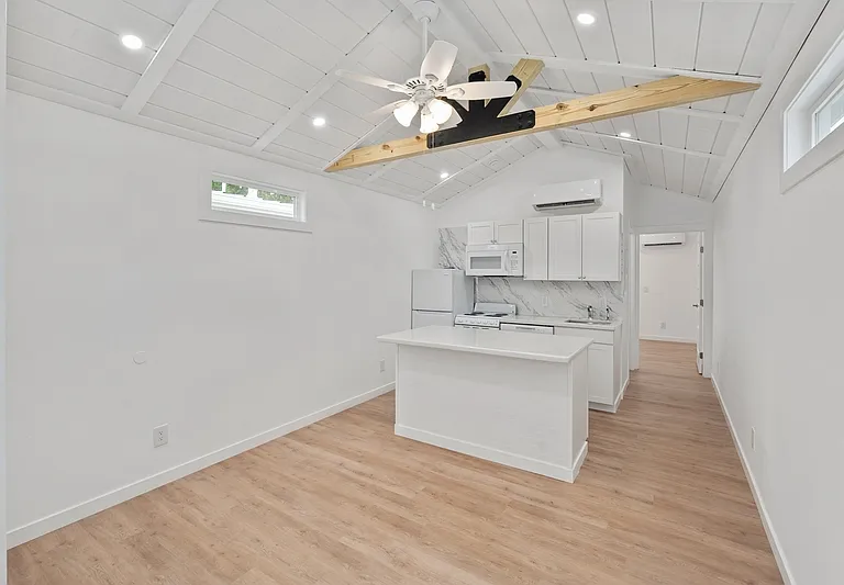 720 Pritchett Ln #25 — Photo 1
