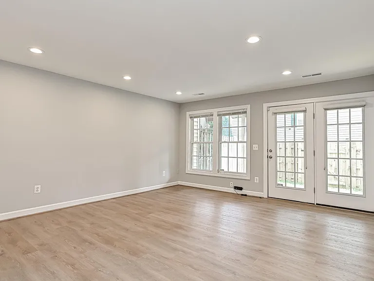 43045 Golf View Dr — Photo 5