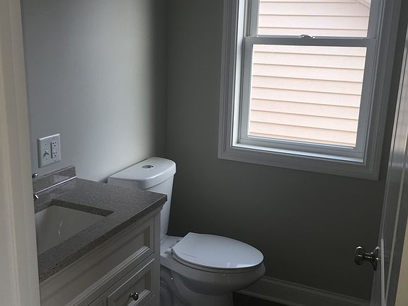 2nd floor bathroom