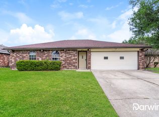 2607 Pilgrims Point Dr, Webster, TX 77598