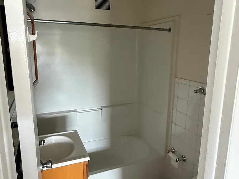 1720 Cottman Ave #19 — Photo 5