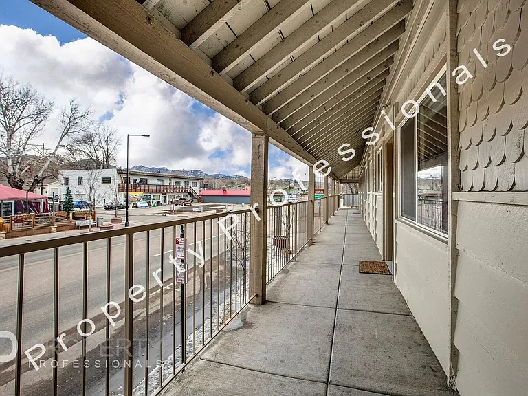 777 Main St #4 — Photo 5