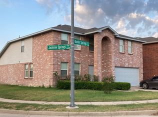 1736 Baxter Springs Dr, Justin, TX 76247