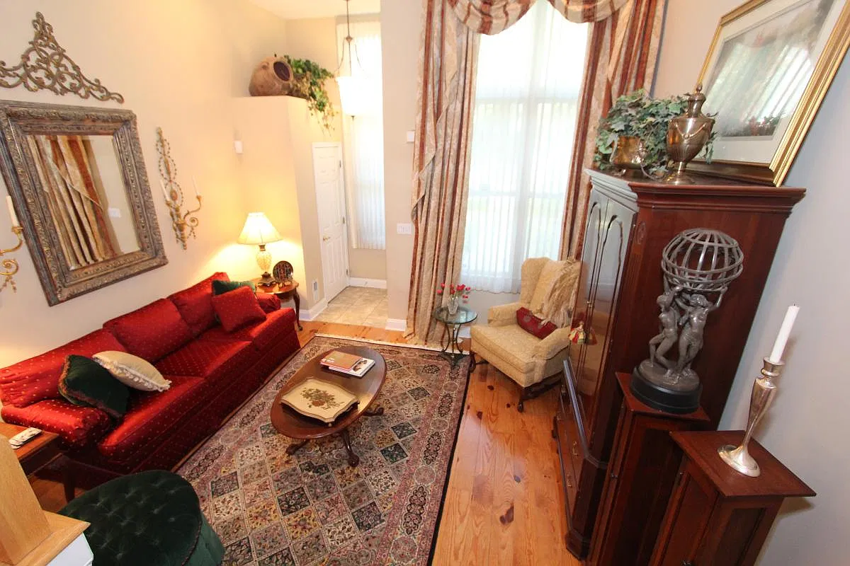 2 bed, 1228 sqft, $3,750 — Photo 3