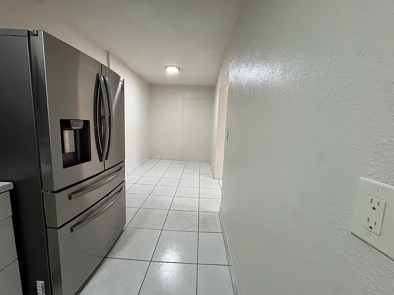 3540 NW 95th Ter — Photo 14