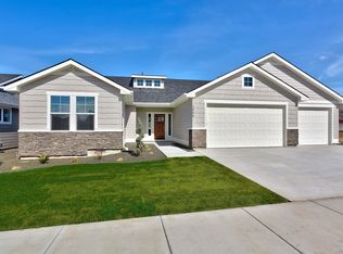 3008 E Shadowbluff St, Eagle, ID 83616
