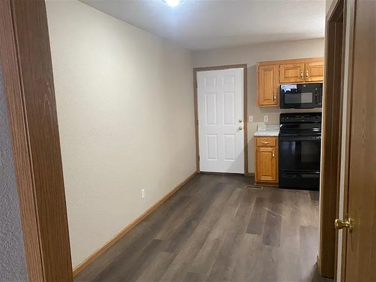 804 Hickory St #4 — Photo 5