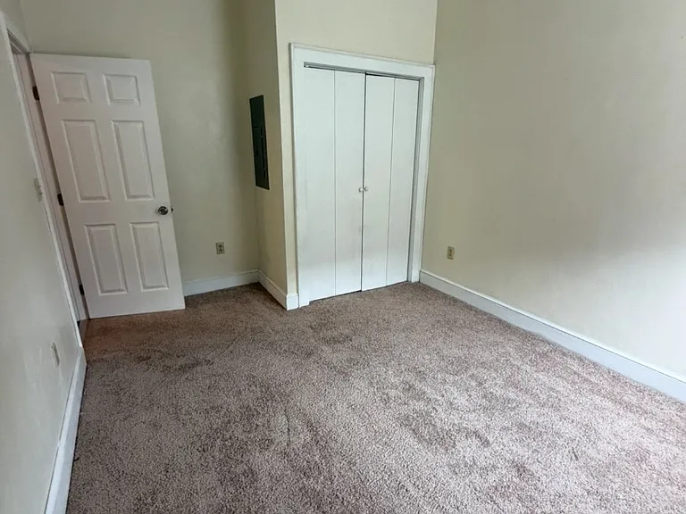 Unit Photo
