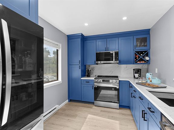 2nd image of 1105 Chelsea Cove S