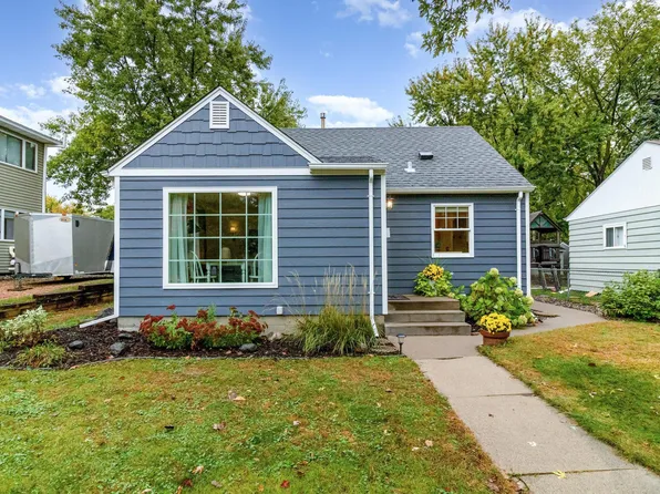 29 Jackson Ave S, Hopkins, MN 55343