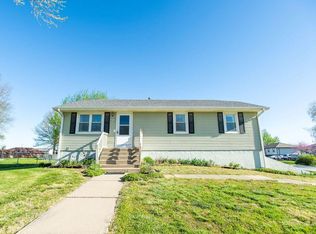 271 NW 50th Rd, Centerview, MO 64019