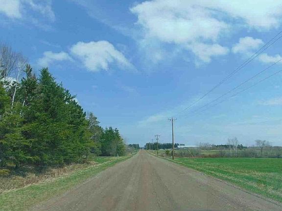 Exterior Neighborhood (street photo)