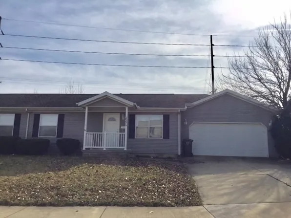 2007 E Florida Ave, Urbana, IL 61802