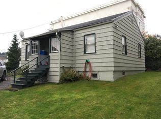 1565 Exchange St, Astoria, OR 97103