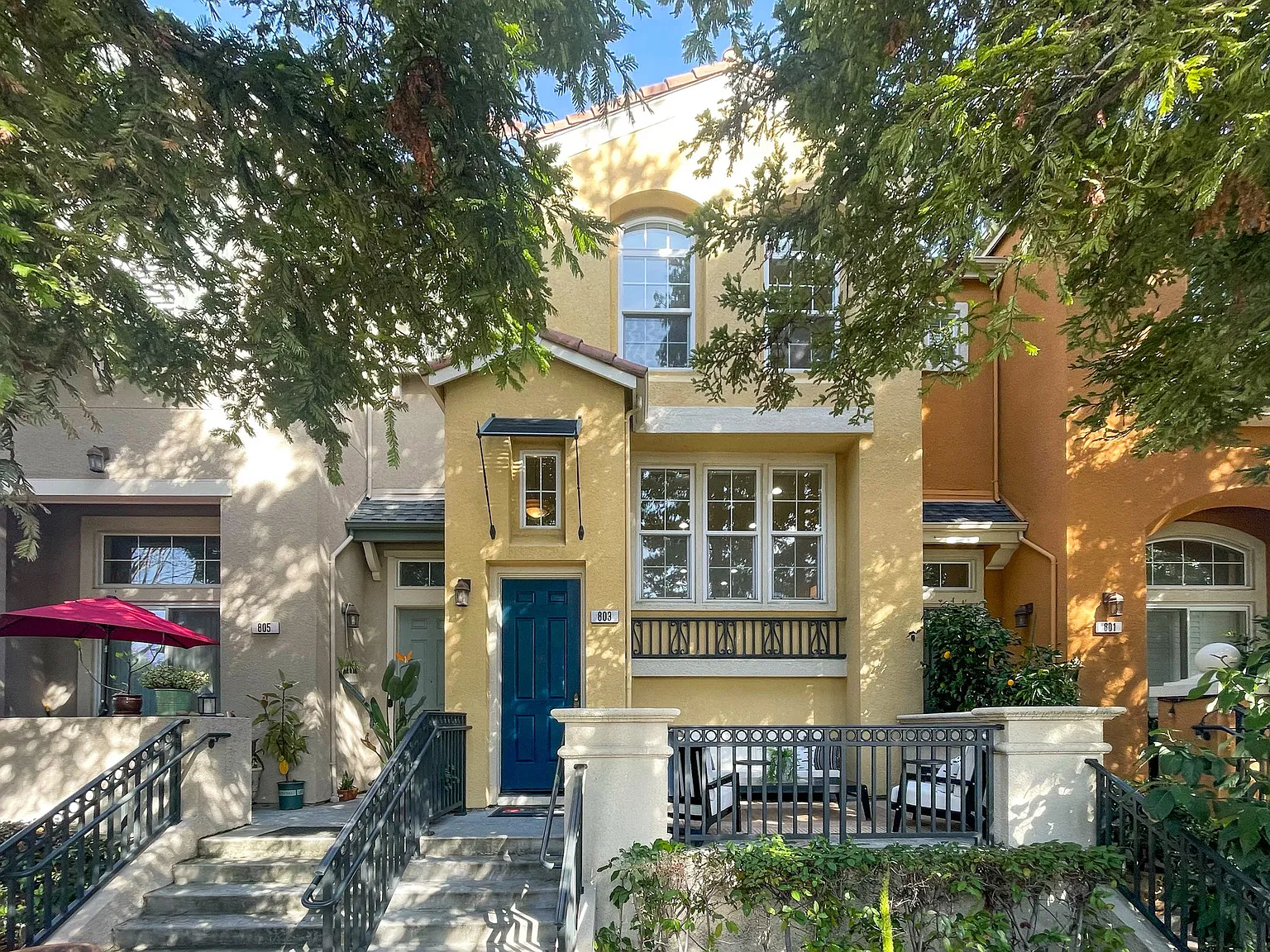 2 bed, 2.5 bath, 1616 sqft, $4,700 — Photo 1