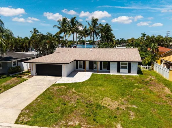 3960 13TH WAY NE, ST PETERSBURG, FL 33703