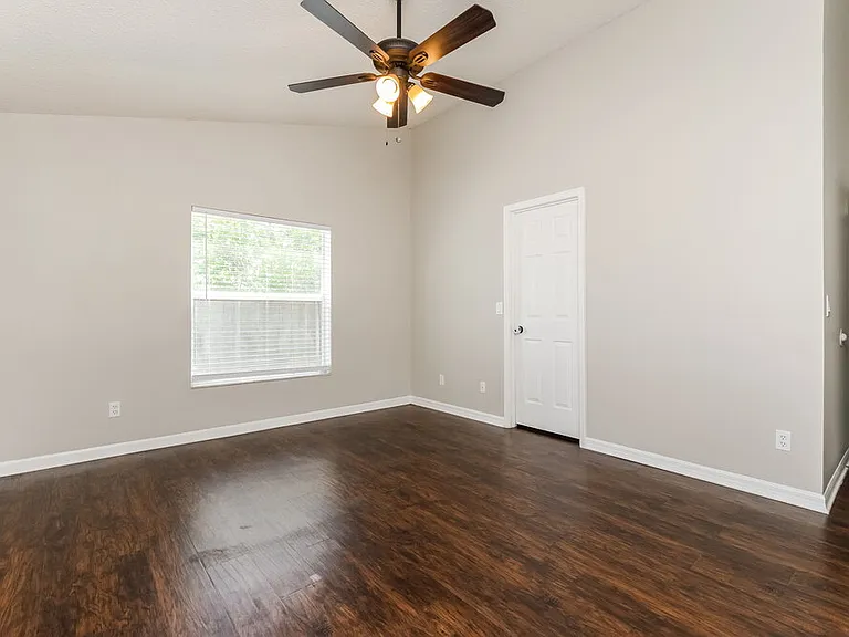 2262 Mallard Creek Cir — Photo 9