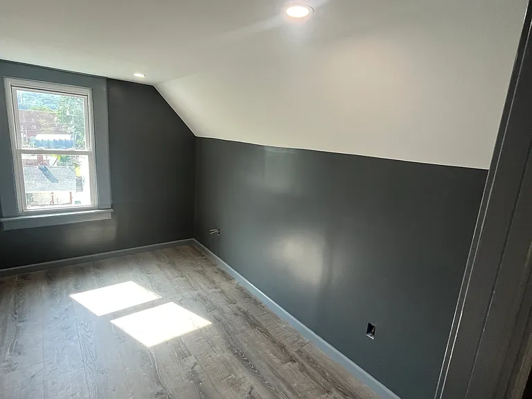 36 Gilbert St #3 — Photo 6
