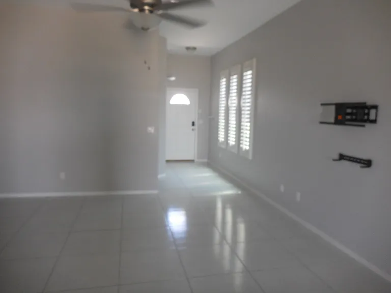 227 Ellesmere Way — Photo 12