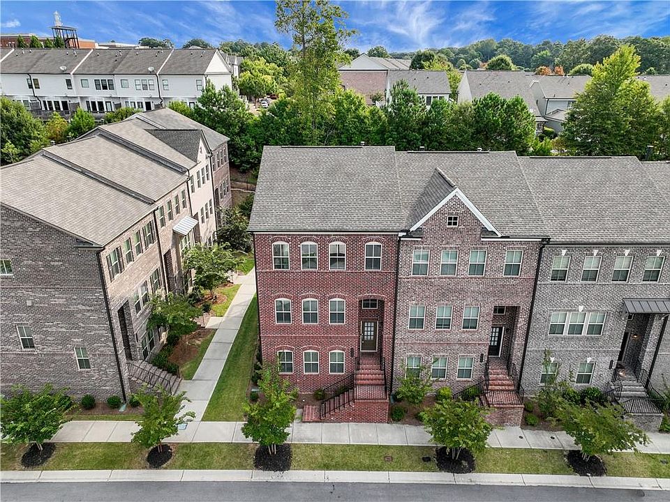 1st image of 3715 Via Nuova Ln