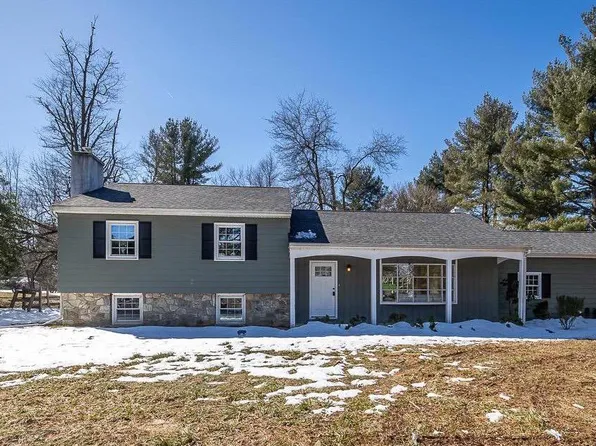 1370 Horseshoe Pike, Downingtown, PA 19335