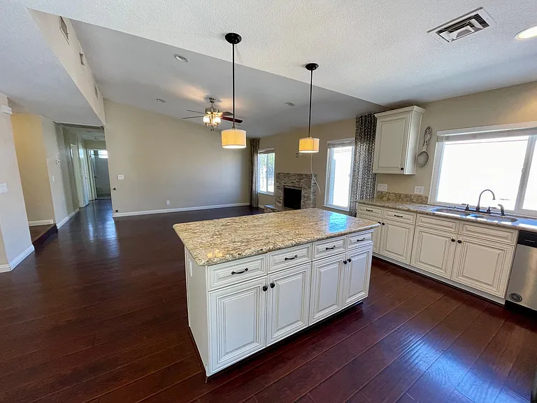 668 Otono Dr — Photo 27