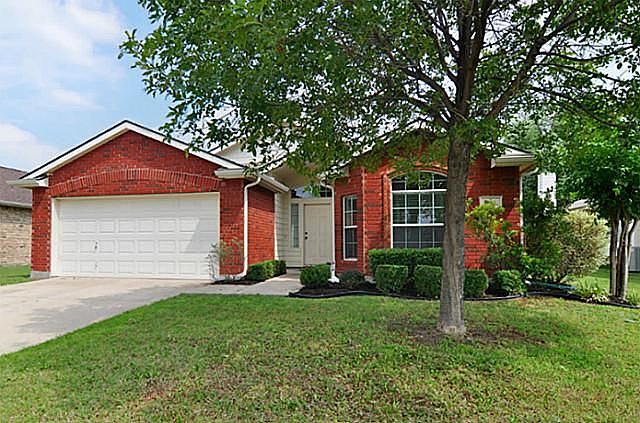 1st image of 304 Tanglewood Pl
