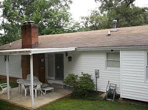 3rd image of 5620 N Lake Dr