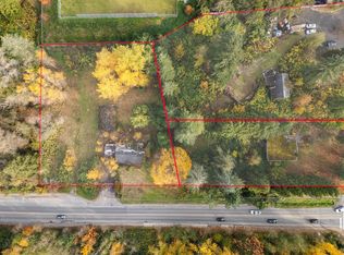 10456 240th St, Maple Ridge, BC V2W 1G3