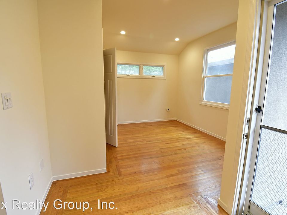 1st image of 2135 Wellesley St