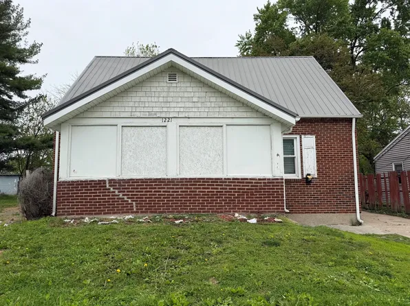 1221 E Williams St, Danville, IL 61832