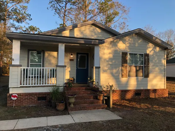6911 March Pointe Ct, Coden, AL 36582