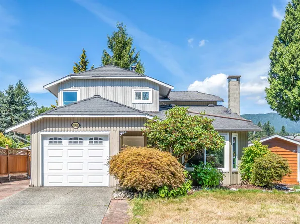 1961 Flynn Cres, Coquitlam, BC V3E 1W7