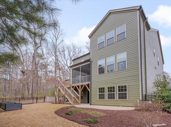 1680 Mint River Dr, Apex, NC 27502