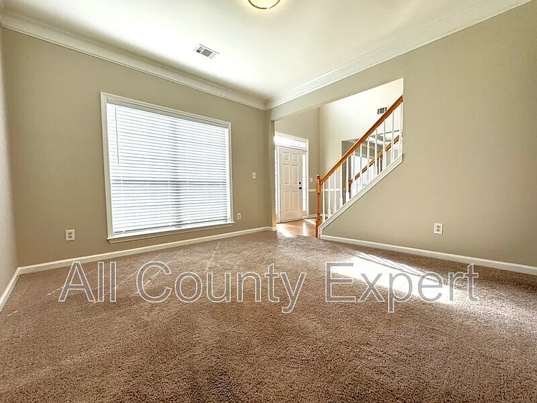 1794 Taylor Oaks Dr — Photo 8