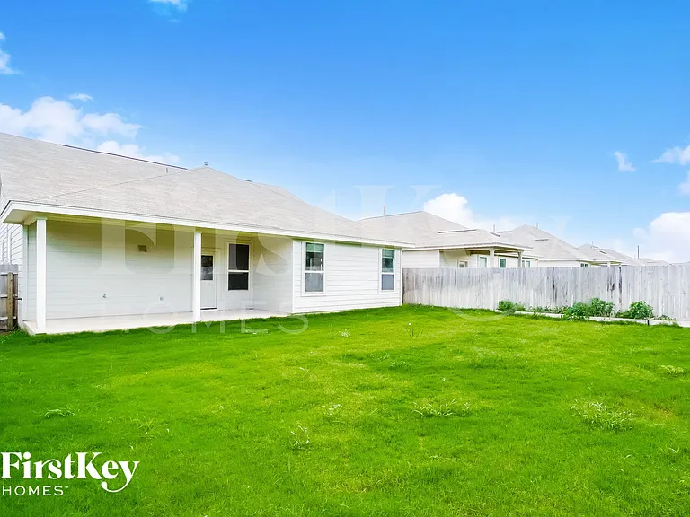 7531 Harvest Bay — Photo 15