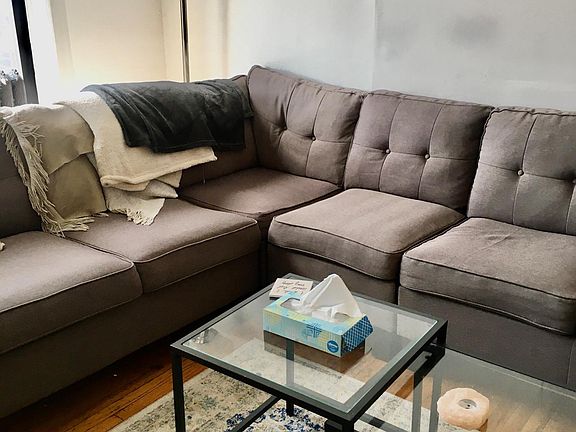 4th image of 1909 N Lincoln Ave #3S