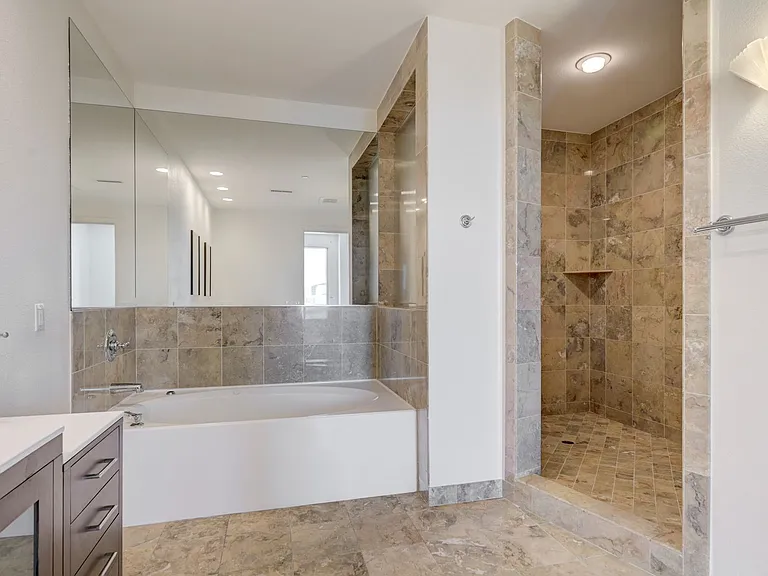 360 E Desert Inn Rd #402 — Photo 16