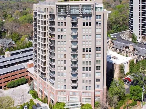 2626 Peachtree Rd NW, Atlanta, GA