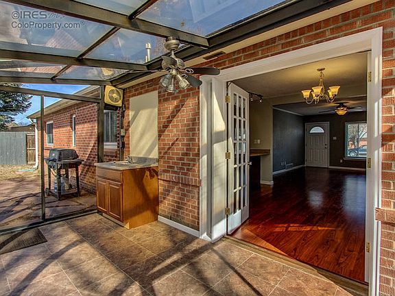 Sunroom to back yard and back garage