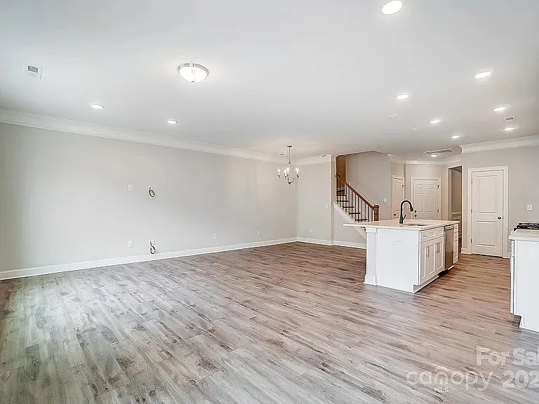 4153 Black Ct — Photo 9
