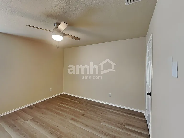 2967 Nicholas Cv — Photo 17