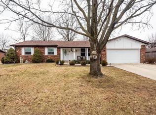 30 Fleur Dr, Belleville, IL