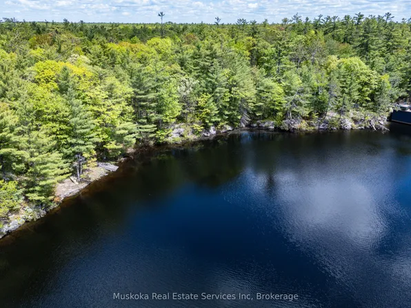 1430 S Kahshe Lake Rd, Town Of Gravenhurst, ON P0E 1G0